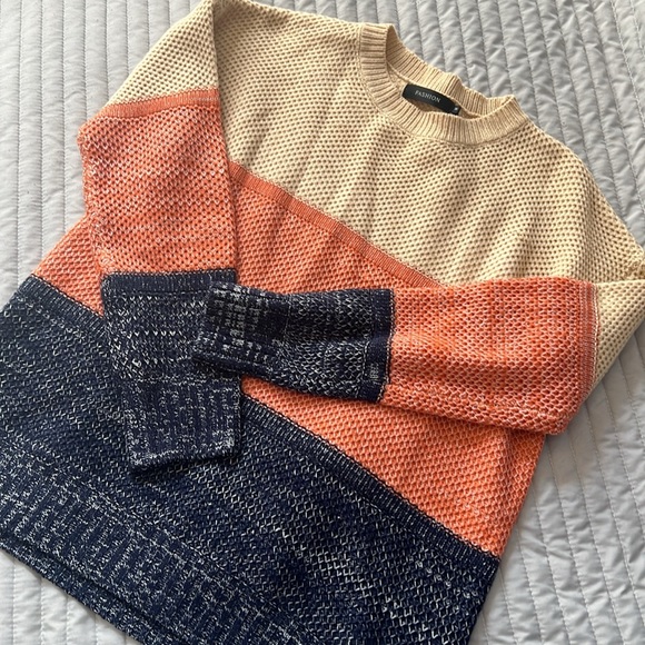 Fashion Color Block Sweater - Picture 1 of 4
